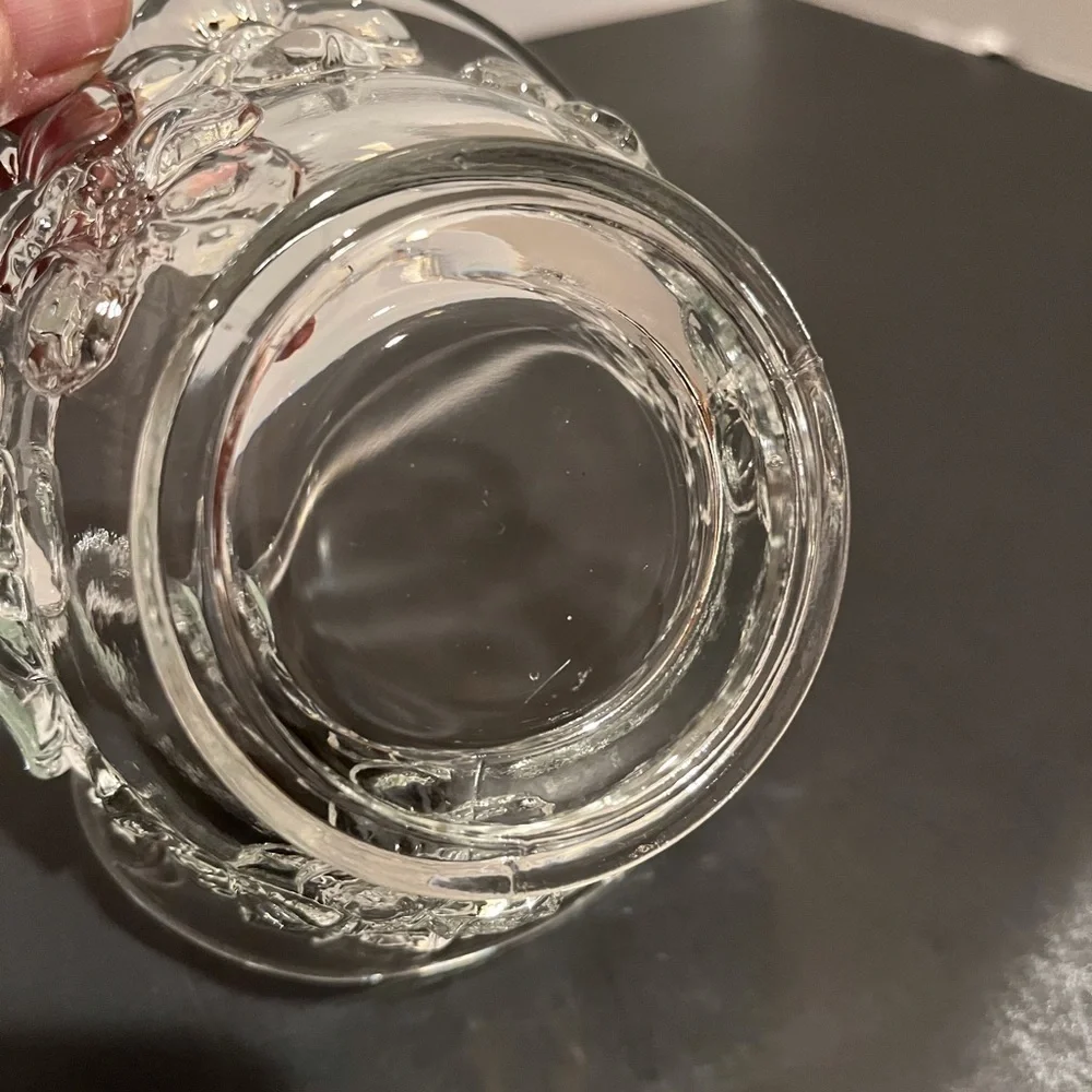 Vintage Tiara Indiana Glass Dogwood Basket with Handle